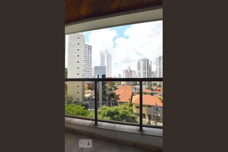 Apartamento à venda com 206m², 4 quartos e 3 vagasVaranda