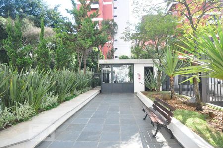entrada de apartamento para alugar com 3 quartos, 120m² em Jardim Ampliação, São Paulo