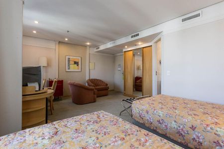 Sala/Quarto de kitnet/studio à venda com 1 quarto, 33m² em Vila Olímpia, São Paulo