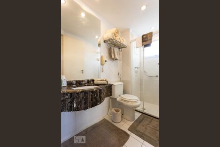 Banheiro de kitnet/studio à venda com 1 quarto, 33m² em Vila Olímpia, São Paulo