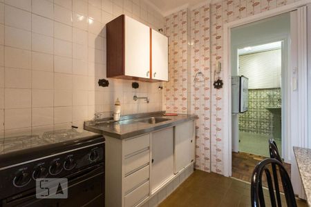 Cozinha de apartamento para alugar com 1 quarto, 40m² em Vila Clementino, São Paulo