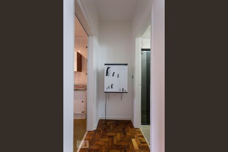 Corredor de apartamento para alugar com 1 quarto, 40m² em Vila Clementino, São Paulo