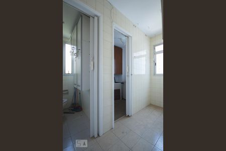 Apartamento à venda com 122m², 3 quartos e 2 vagasÁrea/Quarto Serviço