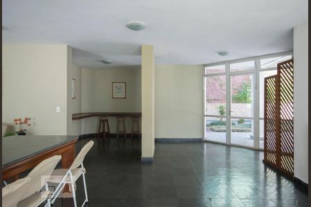 Apartamento à venda com 122m², 3 quartos e 2 vagasSalão de Festas