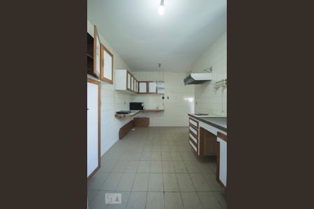 Apartamento à venda com 122m², 3 quartos e 2 vagasCozinha