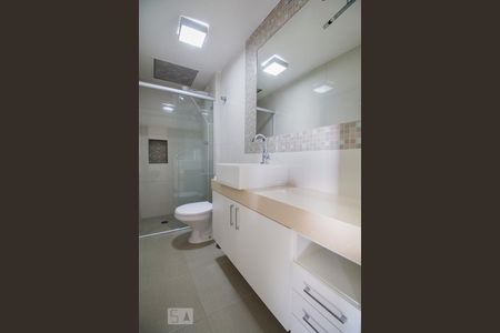 Banheiro de apartamento para alugar com 2 quartos, 70m² em Vila Mariana, São Paulo