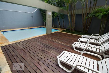 Apartamento para alugar com 70m², 2 quartos e 2 vagasPiscina