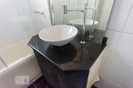 Apartamento à venda com 150m², 3 quartos e 2 vagas Apartamento à venda com 150m², 3 quartos e 2 vagasBanheiro Suite 03