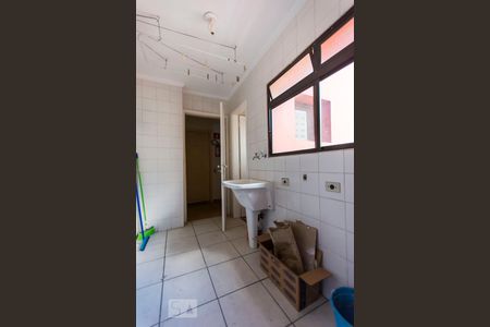 Apartamento à venda com 150m², 3 quartos e 2 vagas Apartamento à venda com 150m², 3 quartos e 2 vagasArea de serviço