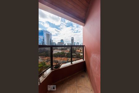 Apartamento à venda com 150m², 3 quartos e 2 vagas Apartamento à venda com 150m², 3 quartos e 2 vagasSacada