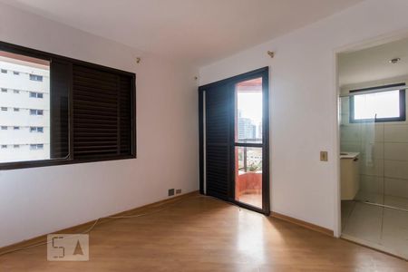 Apartamento à venda com 150m², 3 quartos e 2 vagas Apartamento à venda com 150m², 3 quartos e 2 vagasSuite 02