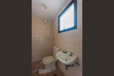 Apartamento à venda com 150m², 3 quartos e 2 vagas Apartamento à venda com 150m², 3 quartos e 2 vagasBanheiro de serviço