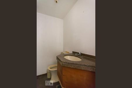 Apartamento à venda com 150m², 3 quartos e 2 vagas Apartamento à venda com 150m², 3 quartos e 2 vagasLavabo