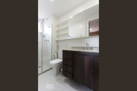 Apartamento à venda com 50m², 1 quarto e 1 vaga Apartamento à venda com 50m², 1 quarto e 1 vagaBanheiro da suíte