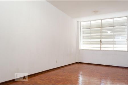 Sala/quarto de kitnet/studio para alugar com 1 quarto, 38m² em Centro, Campinas