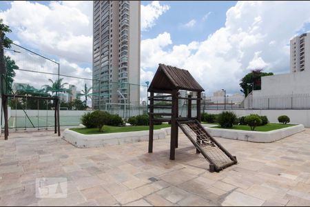 Apartamento para alugar com 78m², 3 quartos e sem vagaPlayground