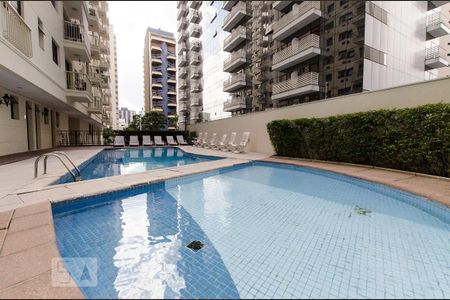 Apartamento para alugar com 80m², 3 quartos e 2 vagas Apartamento para alugar com 80m², 3 quartos e 2 vagasPiscina