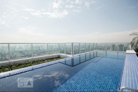 Studio para alugar com 32m², 1 quarto e 1 vagaPiscina