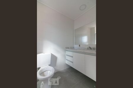 Banheiro da Suíte de apartamento para alugar com 1 quarto, 52m² em Campestre, Santo André