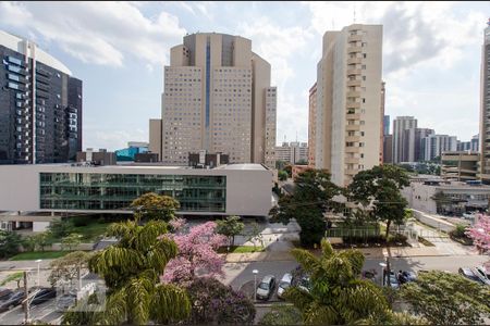Apartamento à venda com 86m², 3 quartos e 2 vagasVista