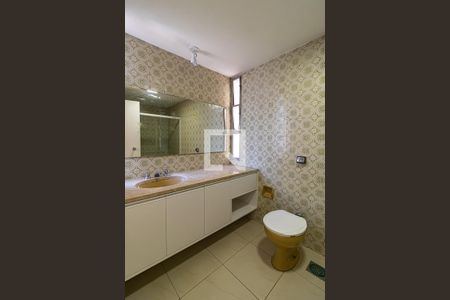 Banheiro do Quarto 1 de apartamento para alugar com 3 quartos, 129m² em Perdizes, São Paulo