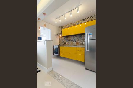 Cozinha de kitnet/studio para alugar com 1 quarto, 45m² em Várzea da Barra Funda, São Paulo