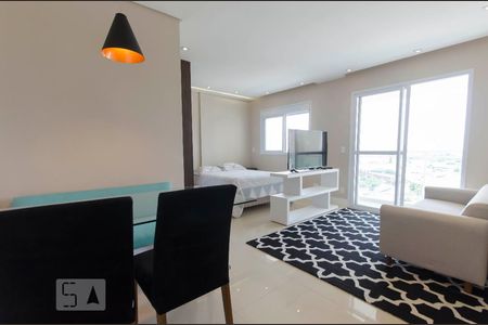 Sala / Quarto de kitnet/studio para alugar com 1 quarto, 45m² em Várzea da Barra Funda, São Paulo