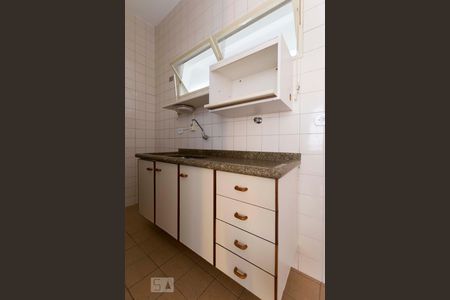 Apartamento à venda com 46m², 1 quarto e 1 vagaCozinha (Armários)