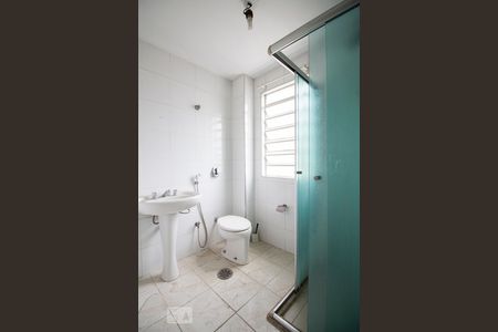 Banheiro de apartamento à venda com 2 quartos, 68m² em Vila Mariana, São Paulo