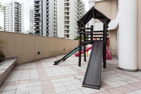 Apartamento à venda com 135m², 2 quartos e 2 vagasPlayground