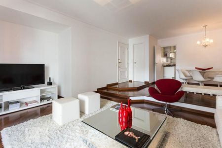 Sala de apartamento à venda com 2 quartos, 135m² em Indianópolis, São Paulo