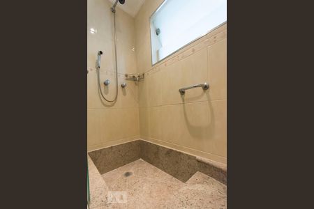 Apartamento para alugar com 134m², 3 quartos e 1 vaga Apartamento para alugar com 134m², 3 quartos e 1 vagaBanheiro