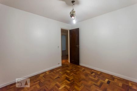 Apartamento para alugar com 134m², 3 quartos e 1 vaga Apartamento para alugar com 134m², 3 quartos e 1 vagaQuarto