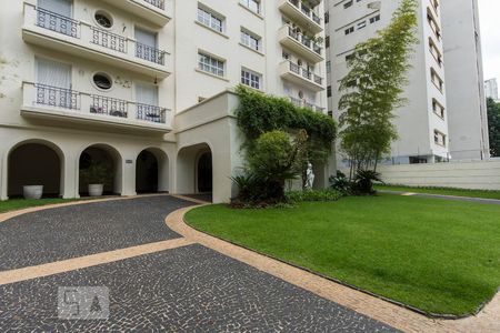 Apartamento para alugar com 134m², 3 quartos e 1 vaga Apartamento para alugar com 134m², 3 quartos e 1 vagaFachada