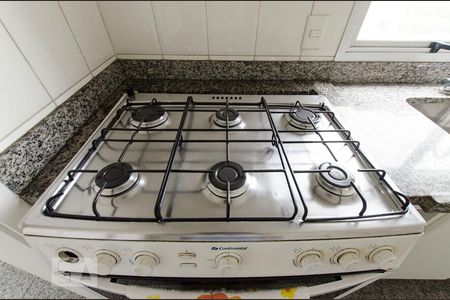 Apartamento à venda com 210m², 3 quartos e 3 vagas Apartamento à venda com 210m², 3 quartos e 3 vagasDetalhe da cozinha