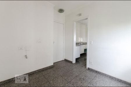 Apartamento à venda com 210m², 3 quartos e 3 vagas Apartamento à venda com 210m², 3 quartos e 3 vagasSala de jantar
