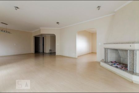 Sala de apartamento à venda com 3 quartos, 210m² em Vila Suzana, São Paulo