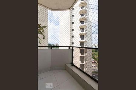 Apartamento à venda com 180m², 3 quartos e 2 vagasSuíte 3 - Varanda