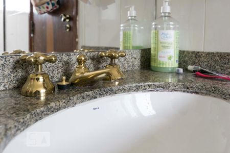 Apartamento à venda com 180m², 3 quartos e 2 vagasSuíte 1 - Banheiro (Torneira)