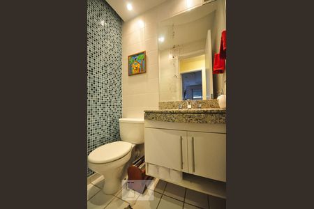 lavabo de apartamento para alugar com 3 quartos, 133m² em Paraíso do Morumbi, São Paulo