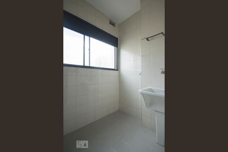 Apartamento para alugar com 71m², 2 quartos e 1 vagaÁrea Serviço