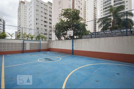 Apartamento para alugar com 71m², 2 quartos e 1 vagaQuadra