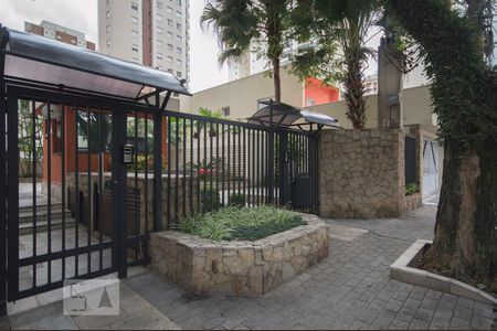 Apartamento para alugar com 71m², 2 quartos e 1 vagaFachada