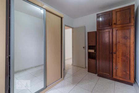 Quarto 2 de apartamento para alugar com 3 quartos, 79m² em Tamboré, Barueri