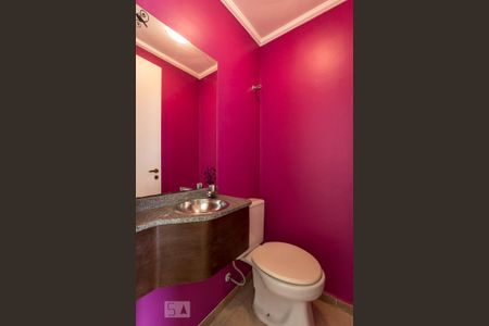 Lavabo de apartamento para alugar com 3 quartos, 94m² em Indianópolis, São Paulo
