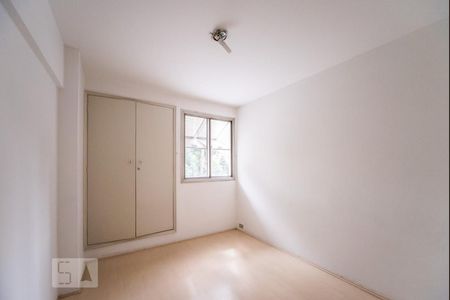 Quarto 1 de apartamento para alugar com 2 quartos, 80m² em Vila Olímpia, São Paulo