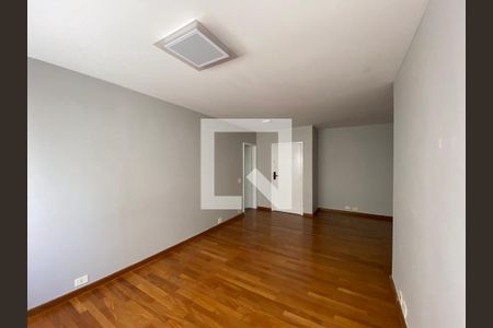 Sala de apartamento para alugar com 3 quartos, 110m² em Higienópolis, São Paulo