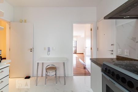 Apartamento à venda com 135m², 2 quartos e 2 vagasCozinha