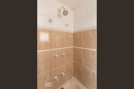 Apartamento à venda com 135m², 2 quartos e 2 vagasBanheiro da Suíte 1