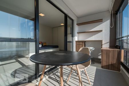 Studio para alugar com 35m², 1 quarto e 1 vagaVaranda